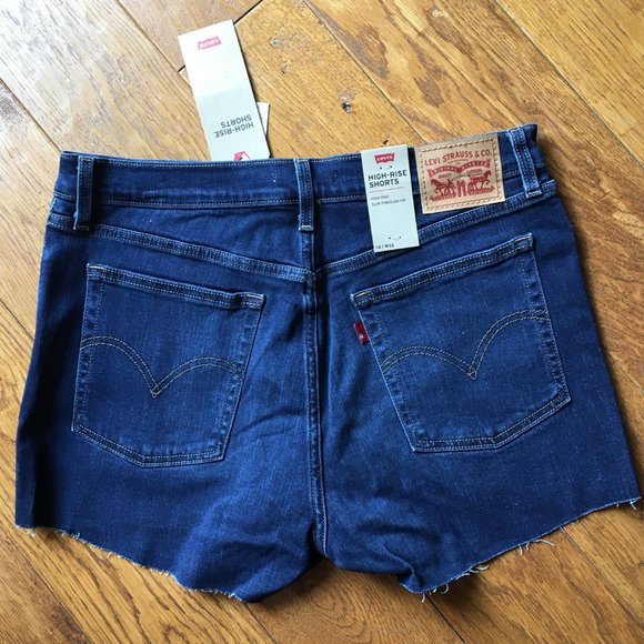 Women's Levi's® High-Rise Frayed Jean Shorts NEW Size 14 $44.50 - Picture 5 of 7